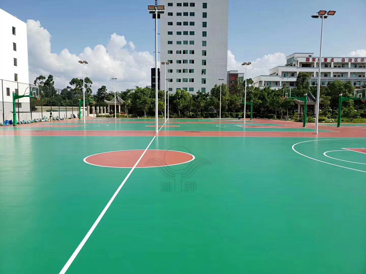 塑膠籃球場(chǎng)建設(shè)